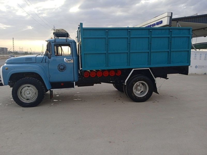 zil 130 sotiladi