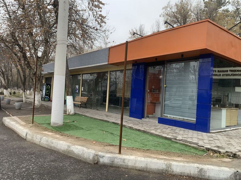 Сдается помещение под любой вид деятельности у дороги. Малая кольцевая Сдается помещение под любой вид деятельности у дороги. Малая кольцевая