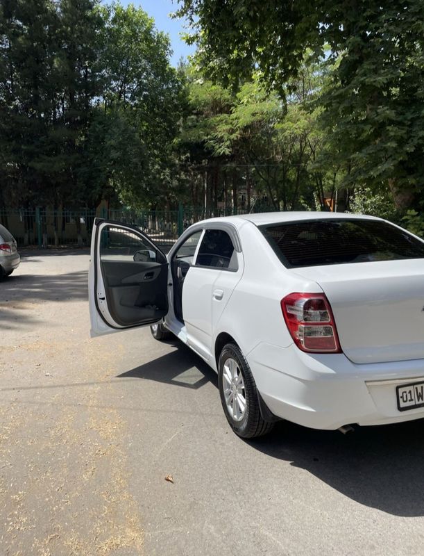 Продам Chevrolet Cobalt, 2020, Автомат каробка, 64.000Км. Продам Chevrolet Cobalt, 2020, Автомат каробка, 64.000Км.