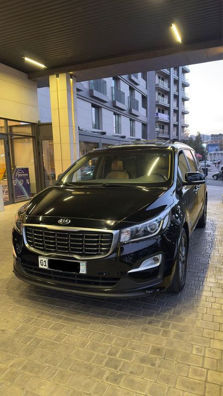 Kia karnival 2020 (dubai)