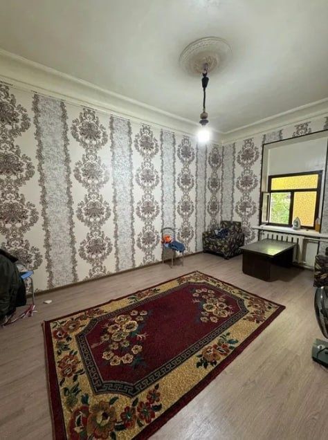 Квартира Центр Ойбек 2//2//3 Высокопотолочная Квартира Центр Ойбек 2//2//3 Высокопотолочная