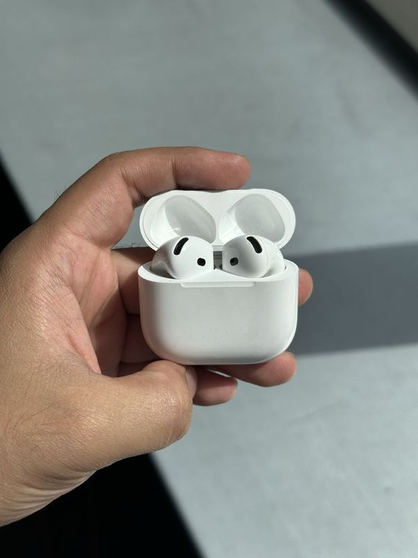 Apple Airpods 4 ANC original Apple Airpods 4 ANC original