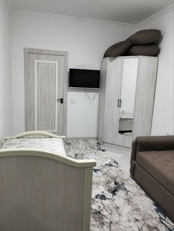 2 хонали ижарага хонадон 400 $ 2 хонали ижарага хонадон 400 $