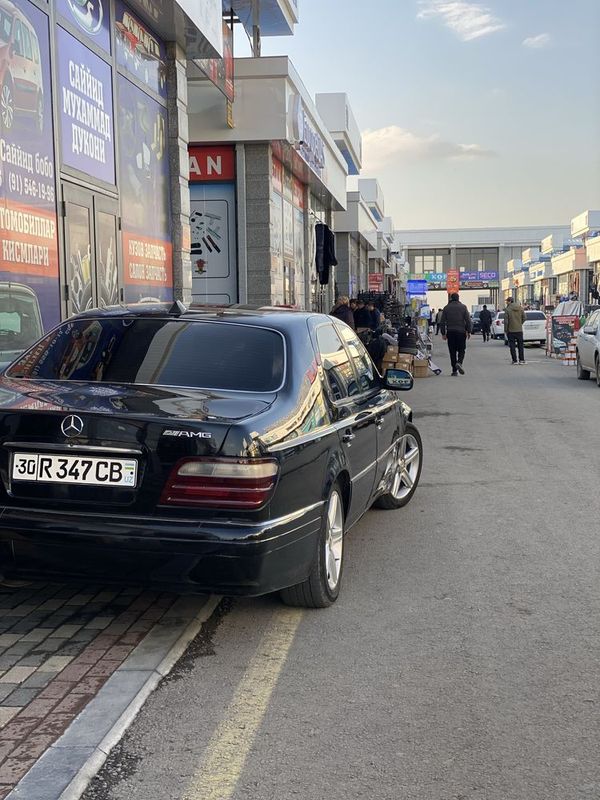 Mercedez benz samarqand