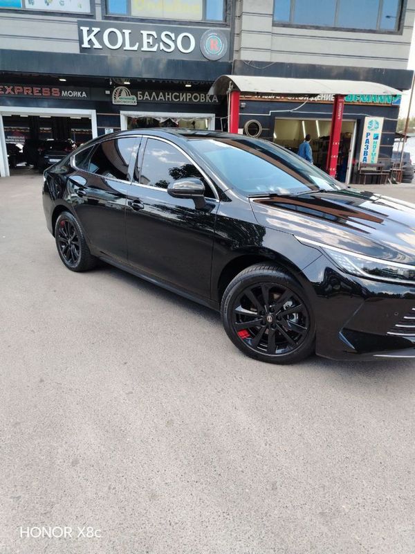 BYD chazor sotiladi srochna BYD chazor sotiladi srochna