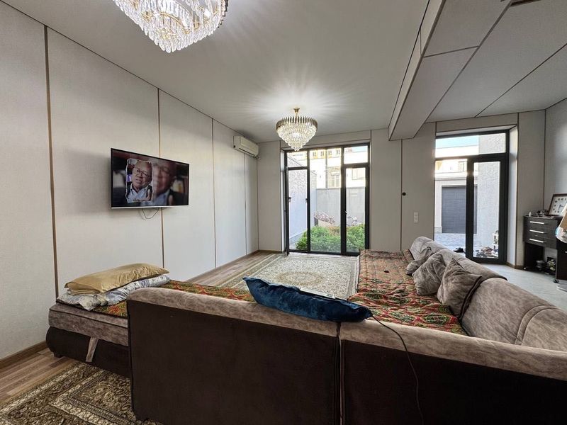 Alfraganus Продаётся Коттедж 135 м2 ремонт Саракулька Мирабад