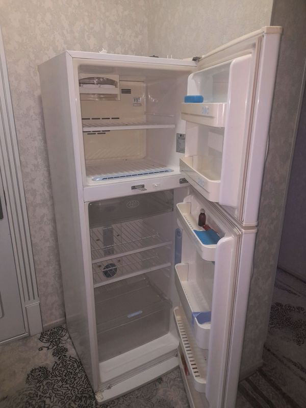 холодильник  LG