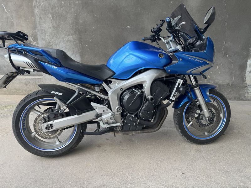 SotiladiYAMAHA FZ6 S SotiladiYAMAHA FZ6 S