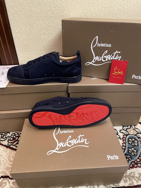 Louboutin мужская обувь в наличии Louboutin мужская обувь в наличии