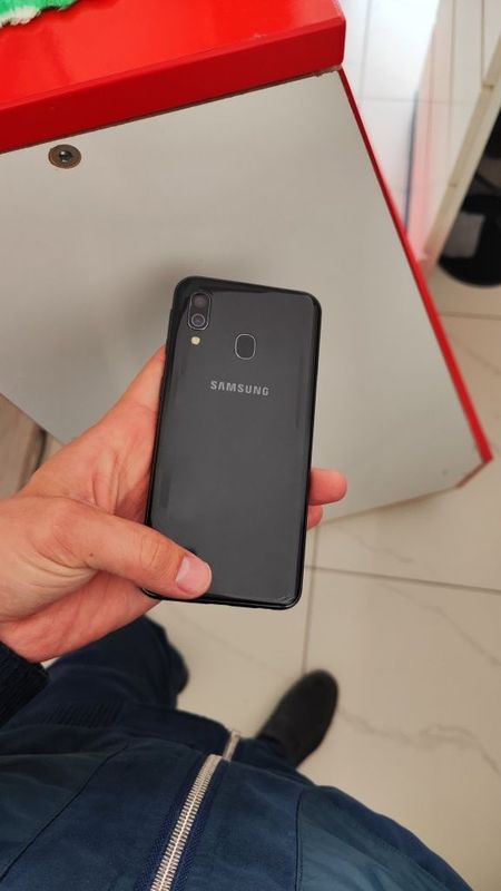 Samsung A40. Ideal Samsung A40. Ideal
