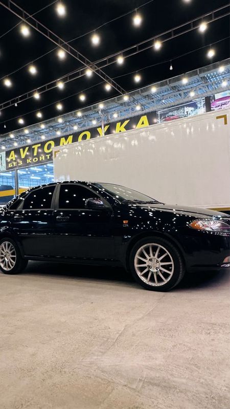 Optra R17 sotiladi Optra R17 sotiladi