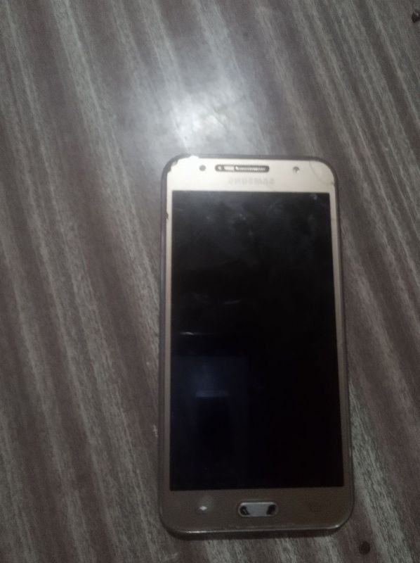 Samsung Galaxy j5