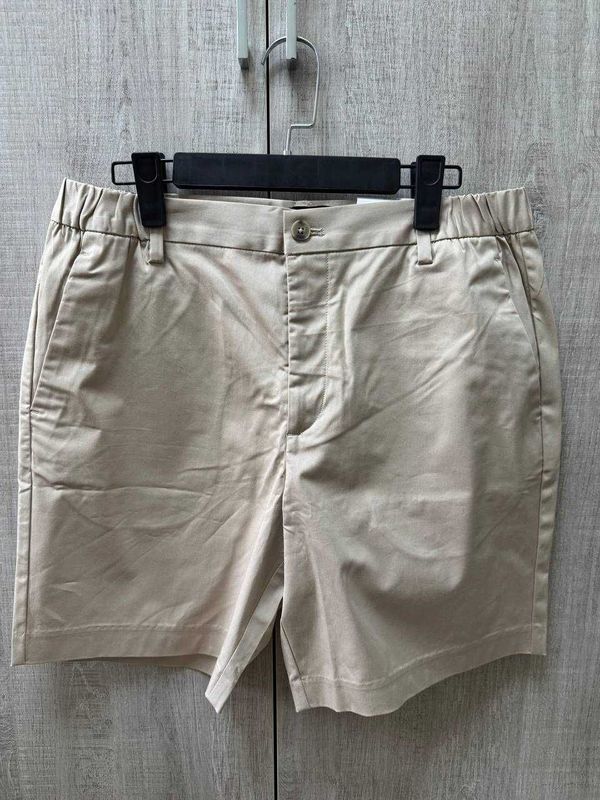 Шорты чинос от H&M Original Шорты чинос от H&M Original