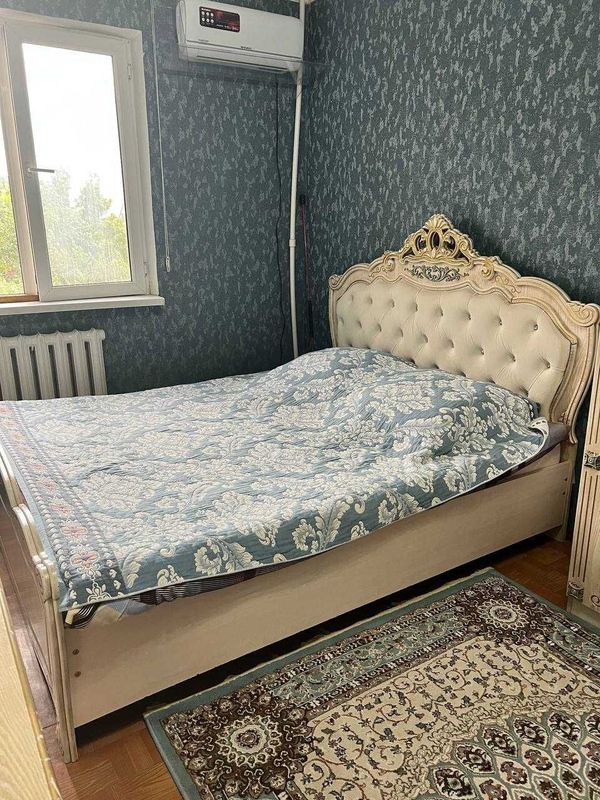 Продам спальный гарнитур в хорошем состоянии,цвет "слоновая кость" Продам спальный гарнитур в хорошем состоянии,цвет "слоновая кость"