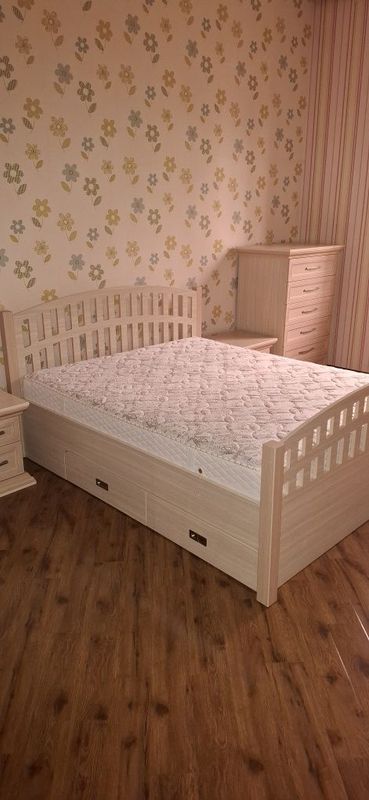 Продаётся гарнитур в детскую комнату. Продаётся гарнитур в детскую комнату.