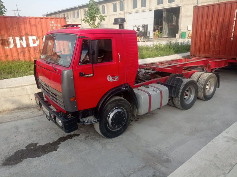 Kamaz tigach sotiladi xolati yaxshi Kamaz tigach sotiladi xolati yaxshi