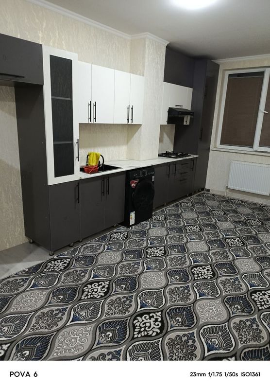 1 metro bekat yonida 1 - etaj oilaga bollarga 1 metro bekat yonida 1 - etaj oilaga bollarga