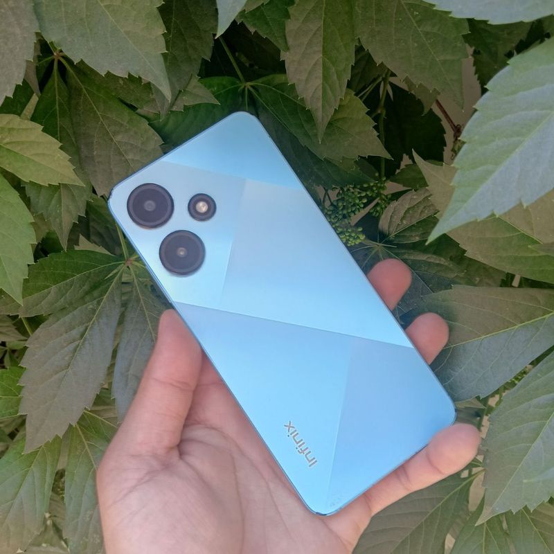 Infinix Hot 30i sotiladi Infinix Hot 30i sotiladi