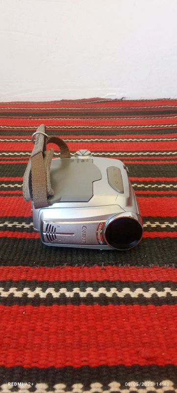 Canon Mini Kamerasi Canon Mini Kamerasi
