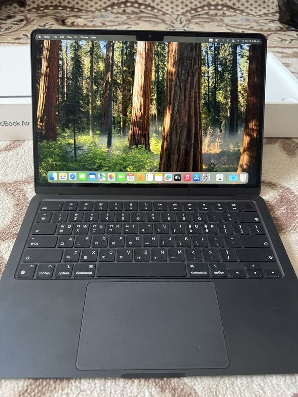 MacBook Air M2 Midnight 8/256 GB MacBook Air M2 Midnight 8/256 GB