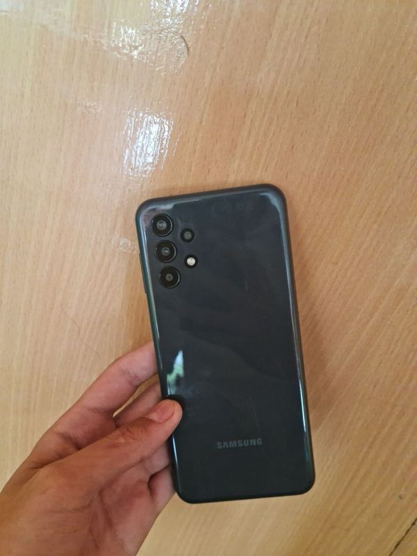 SAMSUNG galaxy A13 SAMSUNG galaxy A13