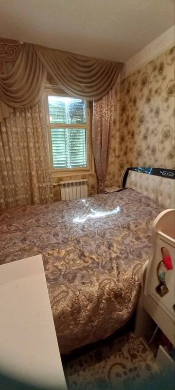 Продаю кравать, шкаф, камод, и две тумбочки Продаю кравать, шкаф, камод, и две тумбочки