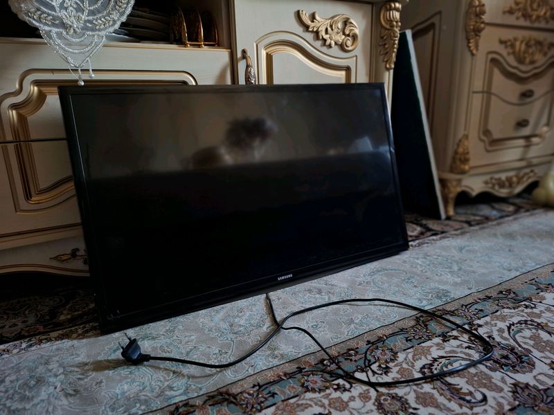 Samsung tv 32 original Samsung tv 32 original