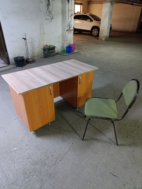 Продам стол и стул