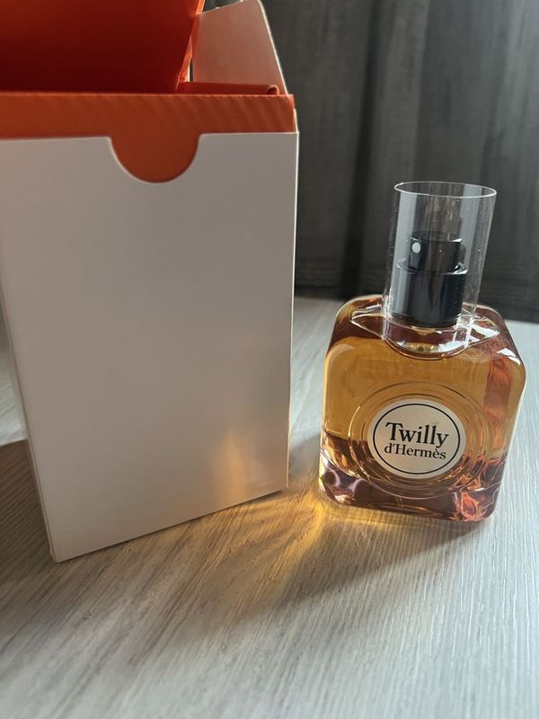 Парфюм Twilly d’Hermes ( новый тестер ) Парфюм Twilly d’Hermes ( новый тестер )