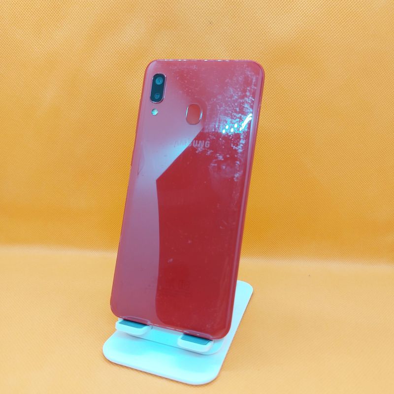Samsung A30 srochna sotiladi Samsung A30 srochna sotiladi