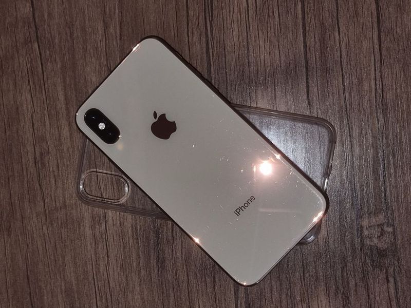 Iphone xs 64 gb silver Iphone xs 64 gb silver