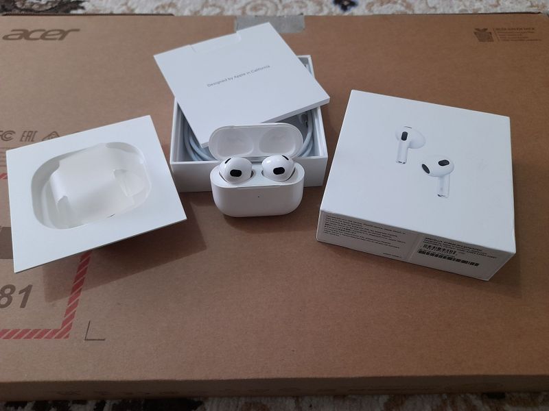 AirPods 3 yangi holatda