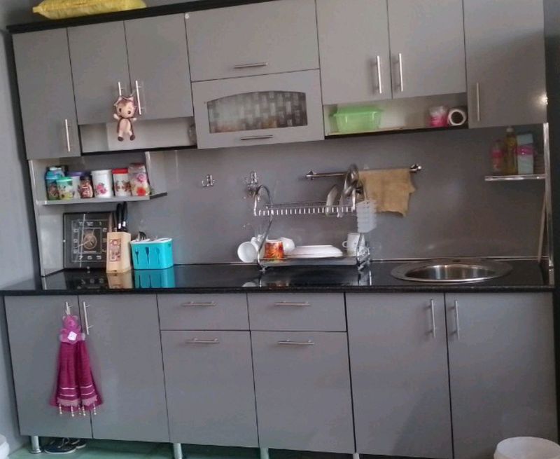 Shkaf xolati alo Shkaf xolati alo