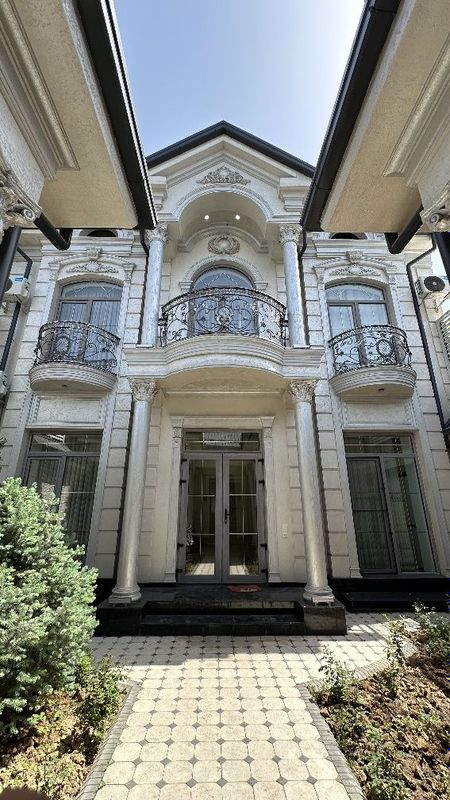 Продается Район: Мирзо-Улугбекский -Улица: Циолковского Продается Район: Мирзо-Улугбекский -Улица: Циолковского