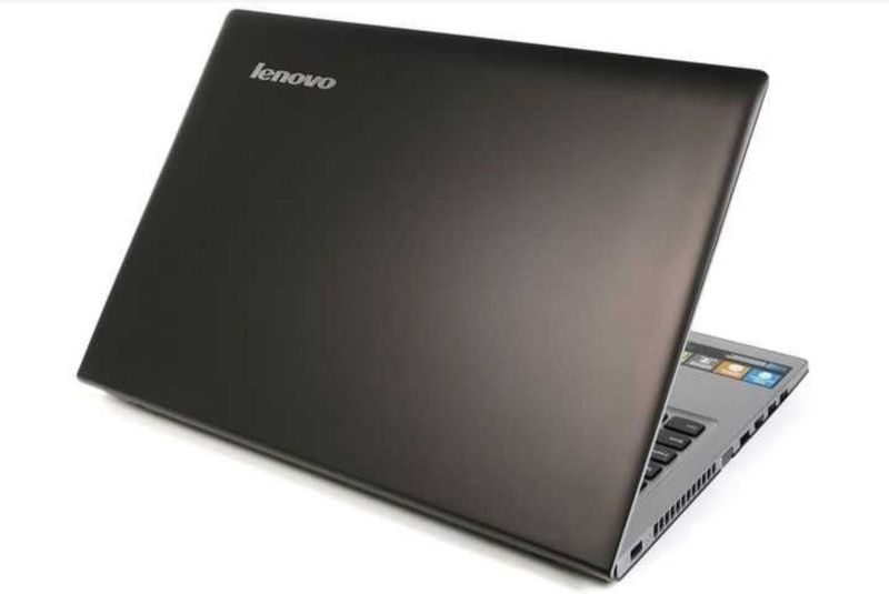 Lenovo noutbooki sotiladi ofisni