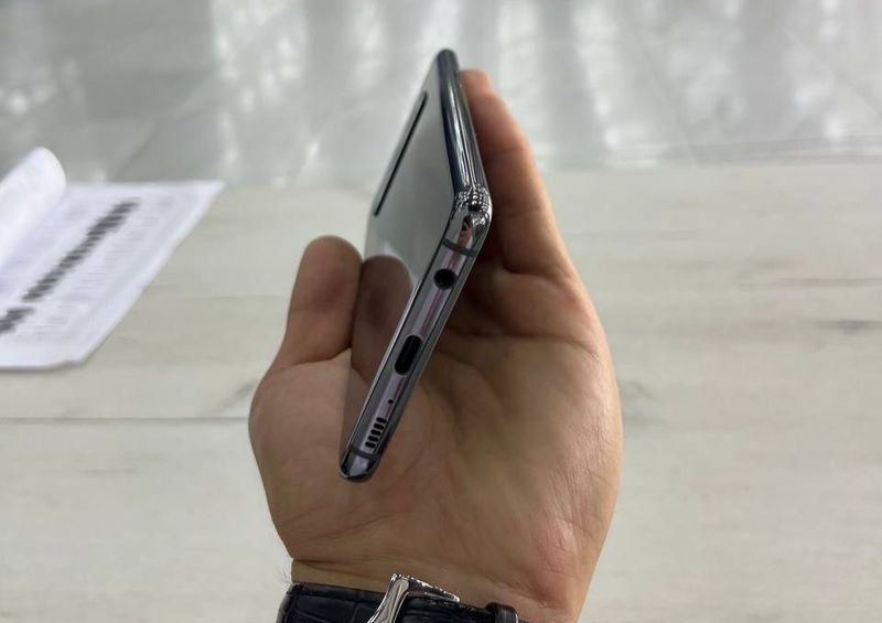 S10 128 gb kar dak yo pasport kopya beriladi S10 128 gb kar dak yo pasport kopya beriladi