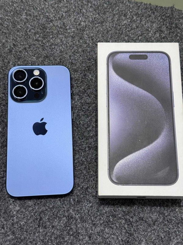 iPhone 15 Pro 256 Blue