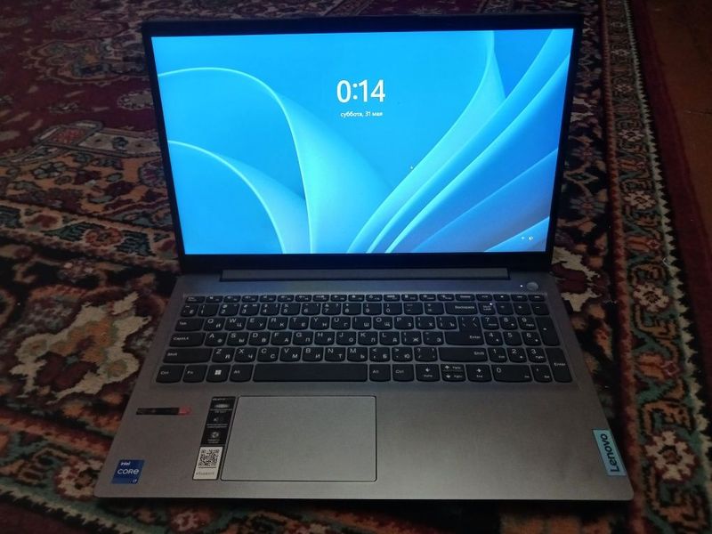 Lenovo IdeaPad 3i i7-1255U 1.70 GHz Lenovo IdeaPad 3i i7-1255U 1.70 GHz