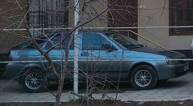 Lada Priora Sotiladi