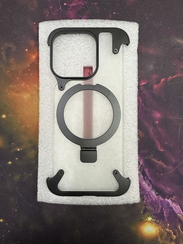 Продам чехол-бампер для Iphone 14 pro Продам чехол-бампер для Iphone 14 pro