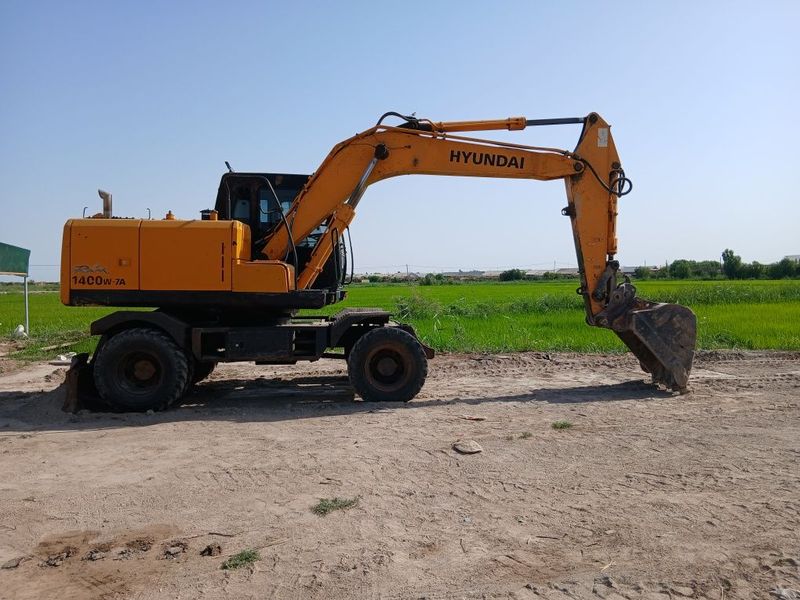 Hyundai 1400 sotiladi. 2008 yil