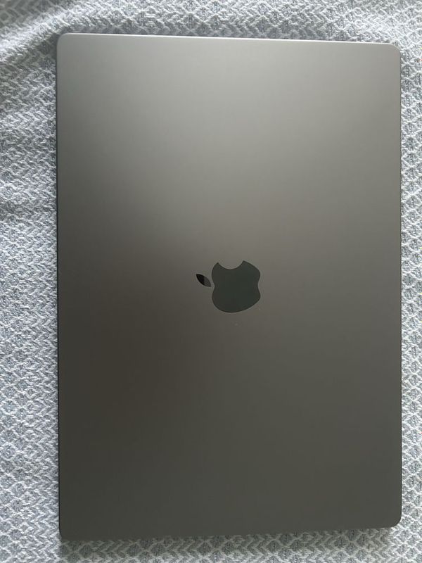 Macbook pro m1 max Macbook pro m1 max