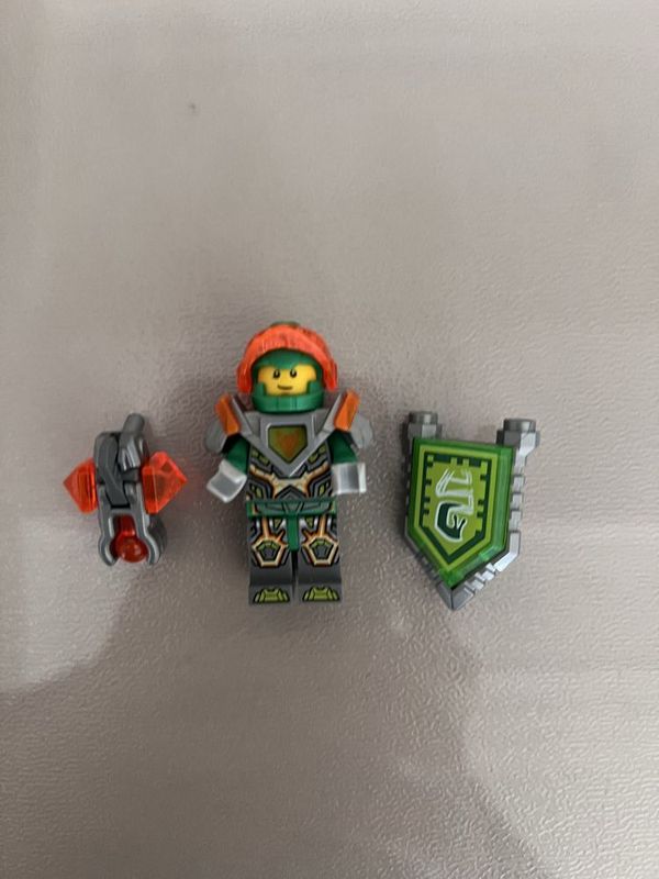 Лего фигурка рыцаря из Nexo knights-раритетная колекционеры поймут