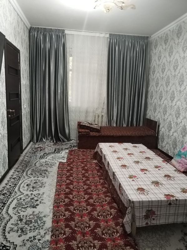 Ijaraga 2 xonali uyni 1 xonasi qizlar uchun xozaykalika Ijaraga 2 xonali uyni 1 xonasi qizlar uchun xozaykalika