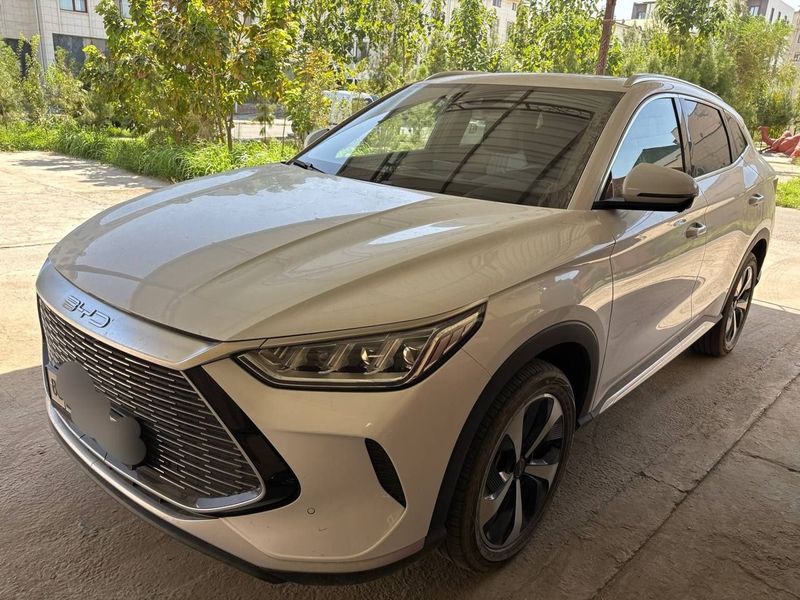 Byd Song Plus sotiladi Byd Song Plus sotiladi