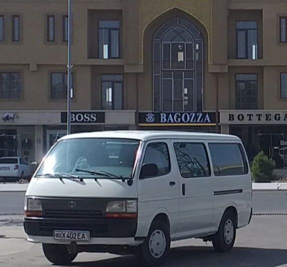 Toyota Hiace 1997г