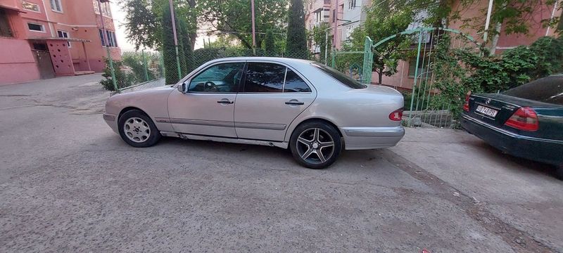 Мерсдес 210 ресталлин сотилади. Мерсдес 210 ресталлин сотилади.