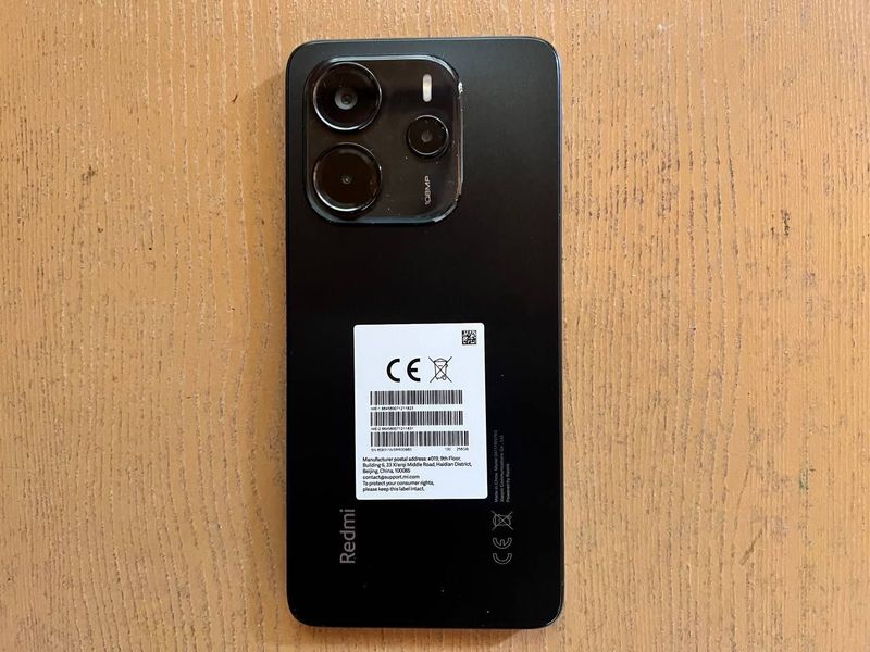 Redmi note 14 8/256 gb yengi ishlatilmagan.
