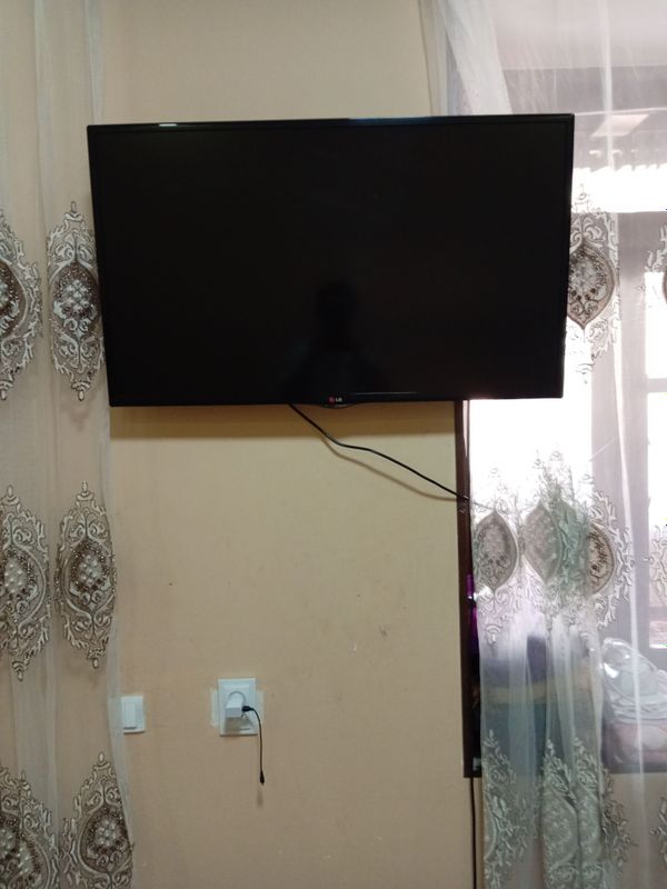 LG