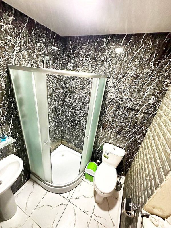 Sebzor NBU BANK metro gafur gulom akuratniy odamlarga 2 xona arenda Sebzor NBU BANK metro gafur gulom akuratniy odamlarga 2 xona arenda